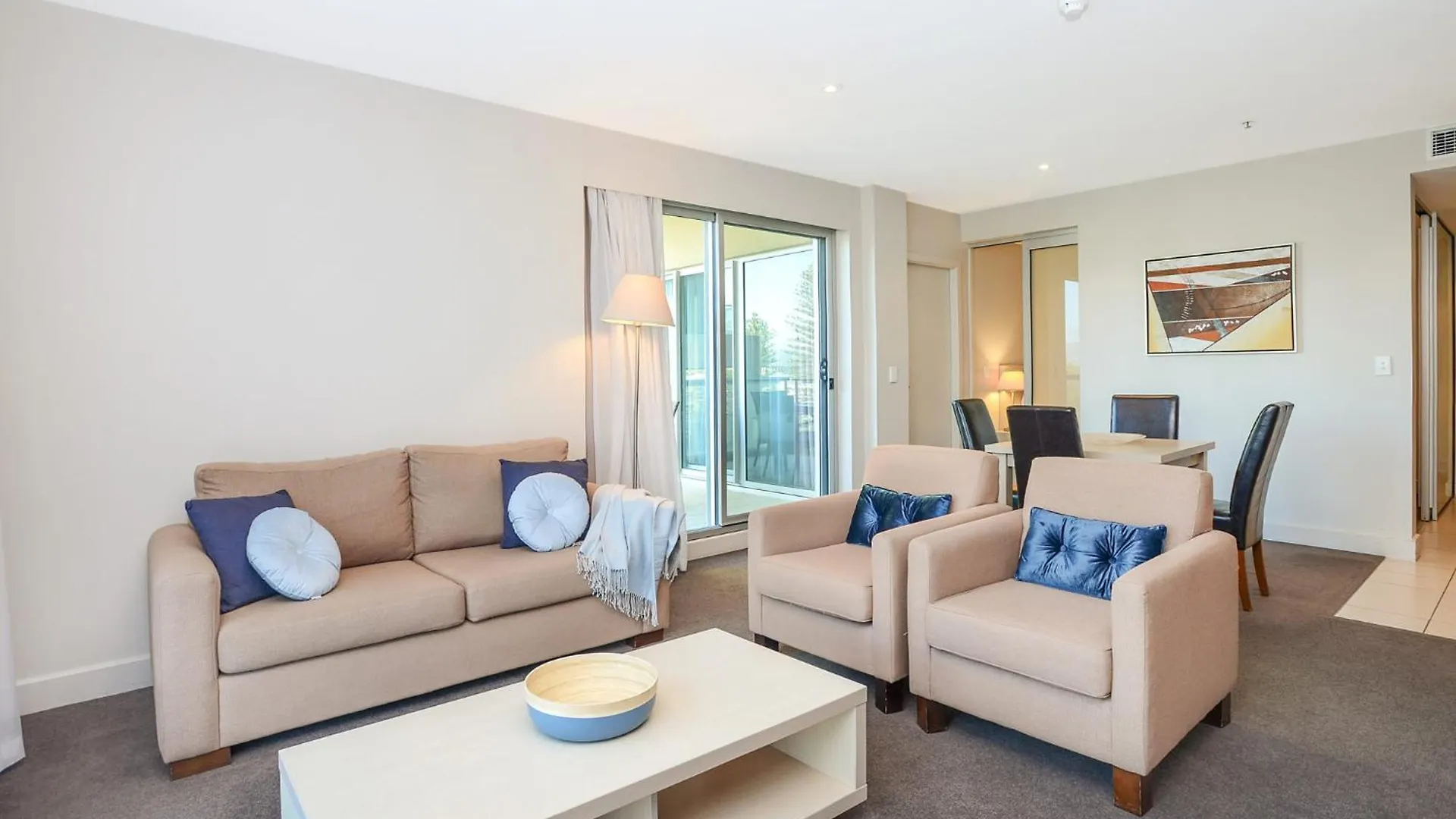 Pier Apartment - Glenelg Views - No 506 Adelaida