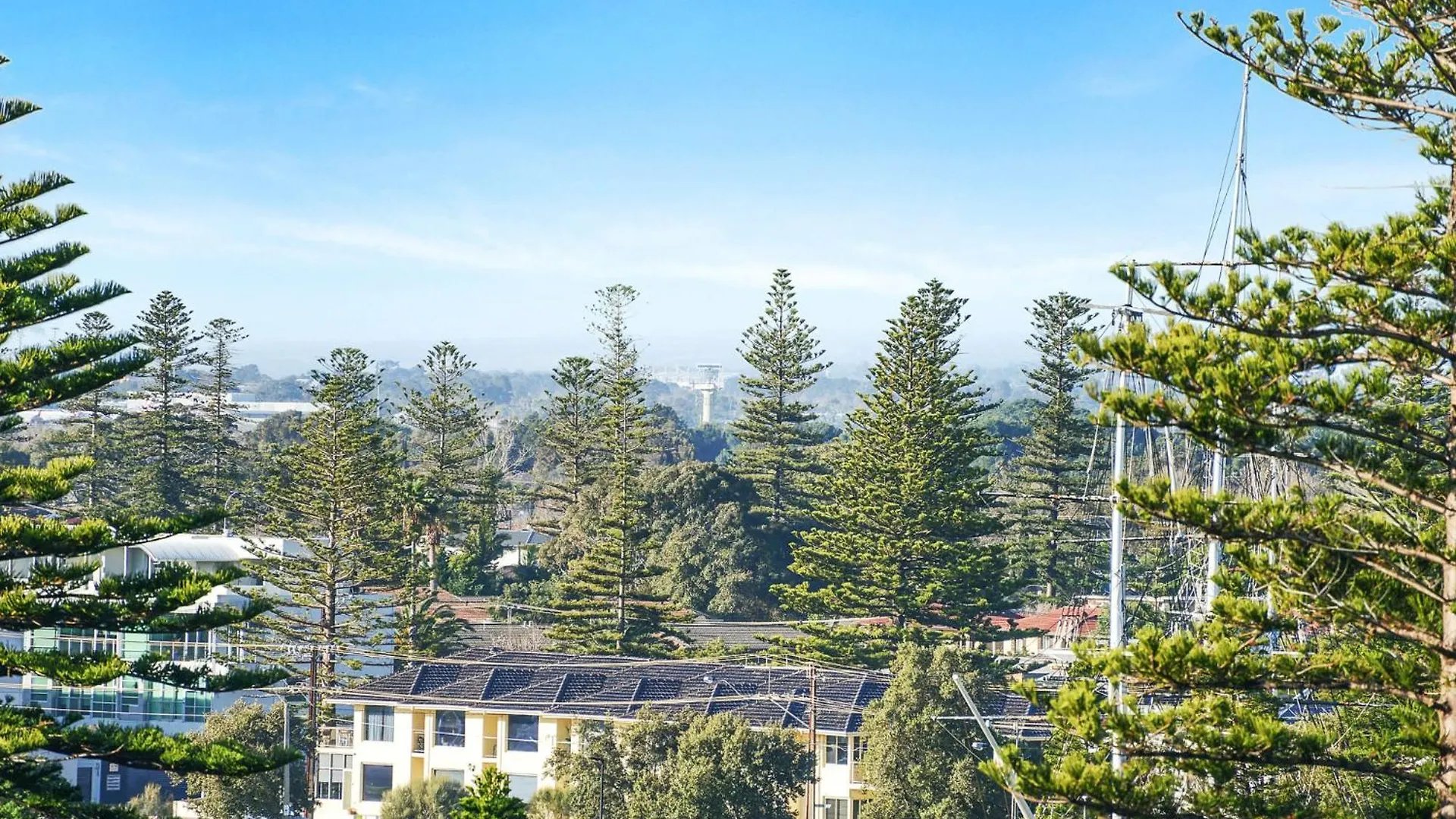 Pier Apartment - Glenelg Views - No 506 Adelaida